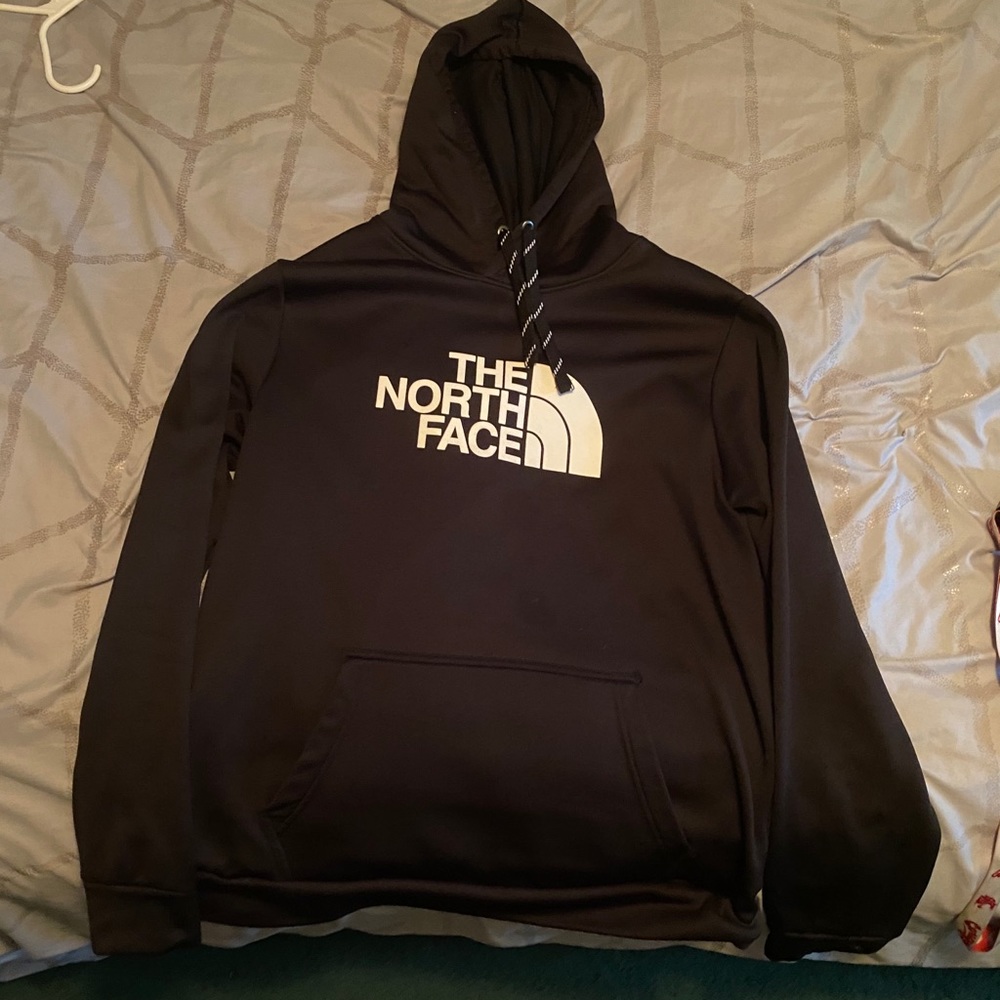 Men’s Large North Face Hoodie